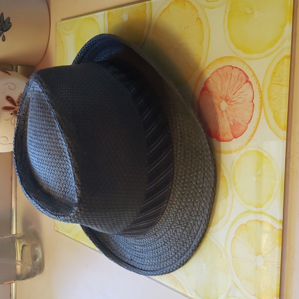 Men's Hat - Picture 1 of 5